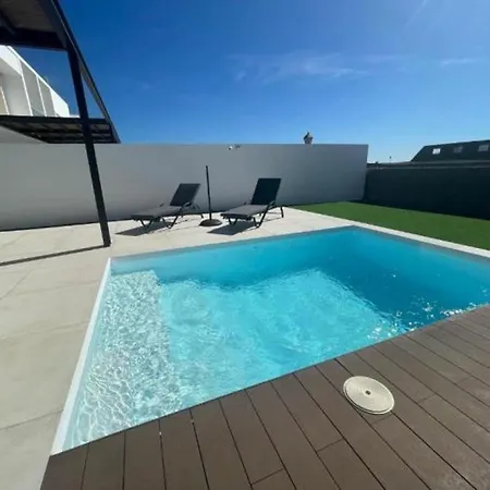 Frente Al Mar En Con Piscina Y Aparcamiento - Es-175-43 빌라